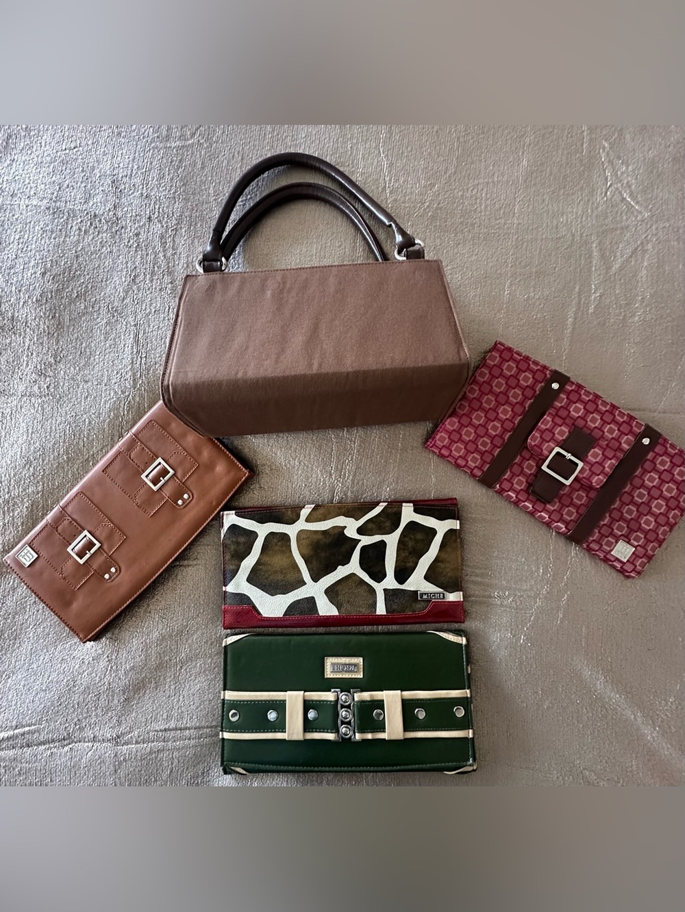 Miche Interchangeable Purse and Shell Lot Brown Classic Purse Base and 4 Shells